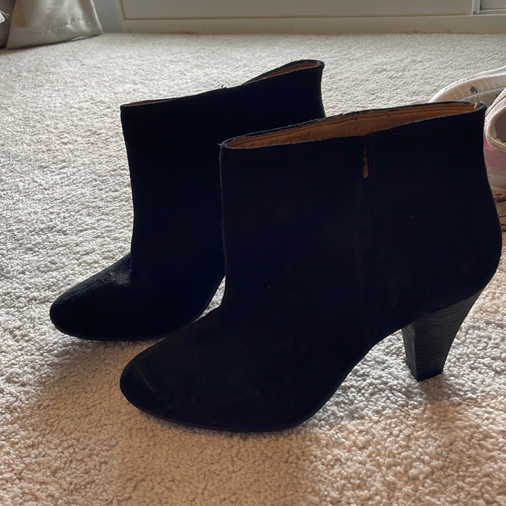 Black Nine West Booties